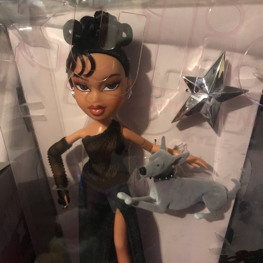Kylie Bratz Fashion Doll with Dog and Star Accessory